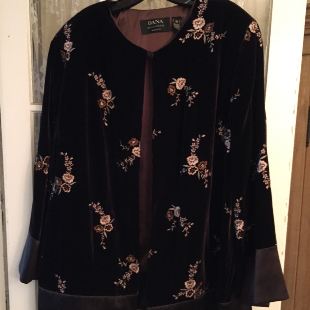 Dana Buchman Woman Embroidered Coat